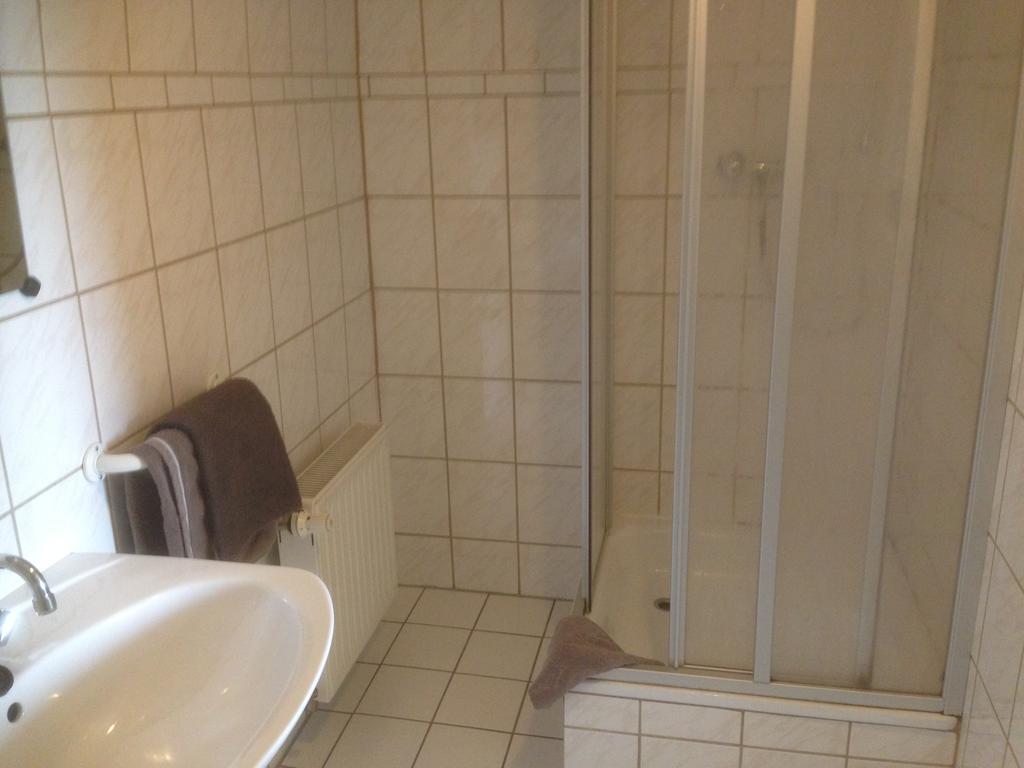 Gasthof & Pension Zum Saalestrand Bad Dürrenberg Cameră foto